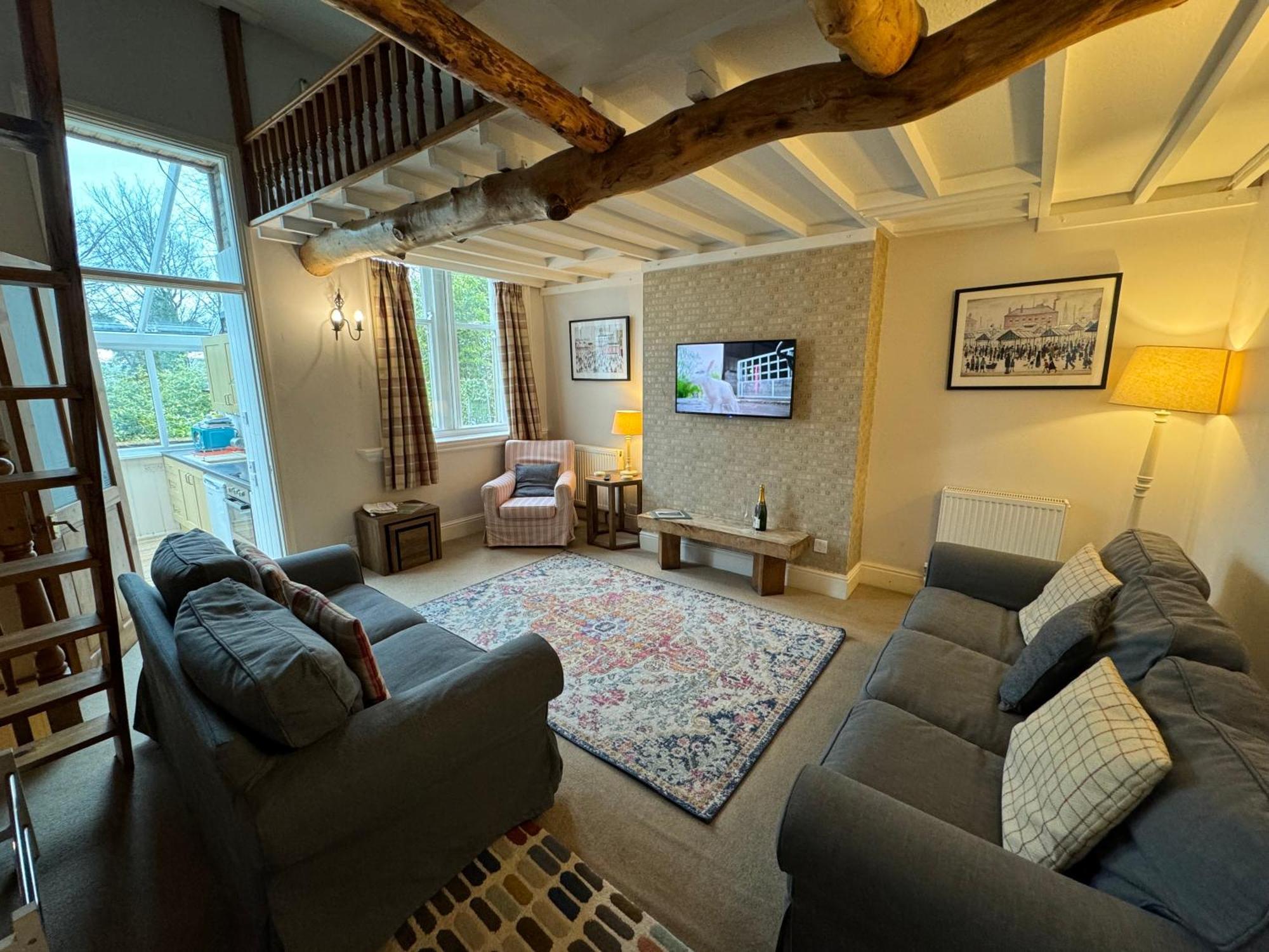 Hargate Hall Self Catering 巴克斯顿 外观 照片